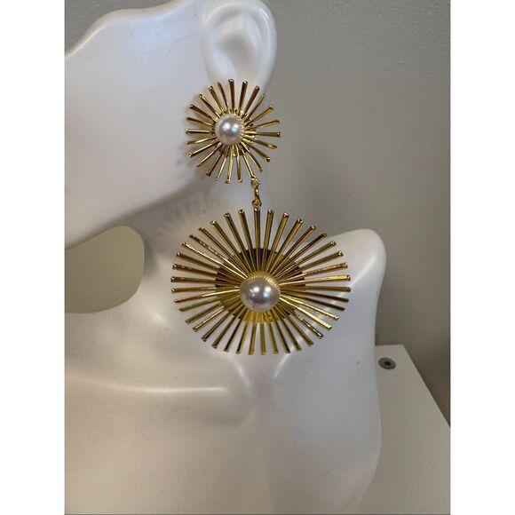Gold Sunburst Statement Earrings pearl - Picture 2 of 3